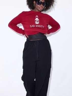Red 'So Hot!' Graphic Sweater - Women's Crewneck